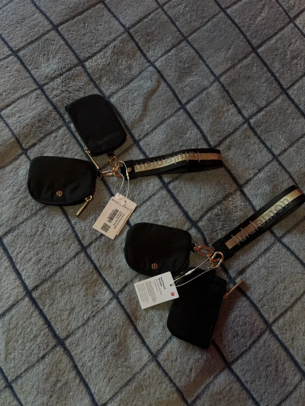 Lululemon Define Leggings + Keychain Bundle - Picture 2 of 3